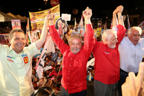 Lula e Wagner de corpo e alma na campanha