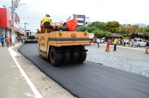 Foram aplicados 69 mil m² de asfalto 