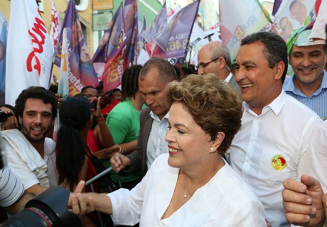 Candidata Dilma Rousseff faz campanha em Salvador