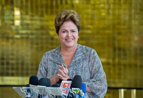 segundo turno, Dilma aparece com 46% contra 39%