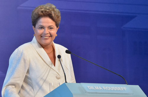 Dilma segue na dianteira, na corrida presidencial