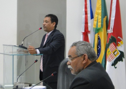 Vereador Adailson diz que o prefeito de Jaguaquara ''não aceita críticas''