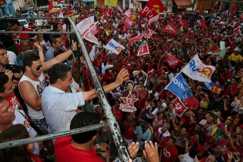 Rui Costa faz campanha pra Dilma em Itabuna