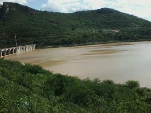 Chuvas elevaram nível da barragem. Foto: Thiago Oliveira