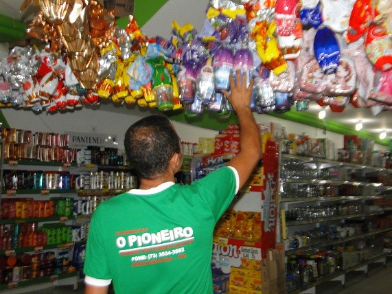 Ovos expostos no Supermercado O Pioneiro 