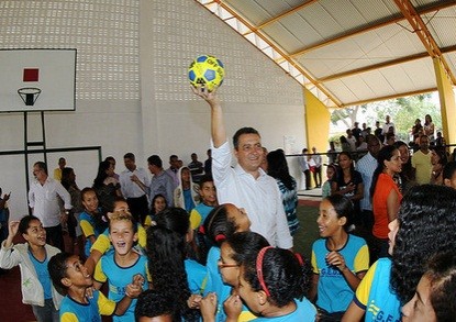 Rui Costa já visitou 61 colégios e escolas