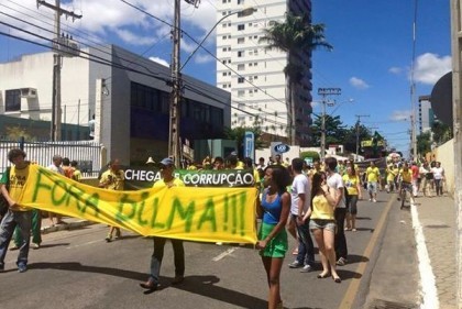 Protesto em V. da Conquista. Foto: Blog do Anderson