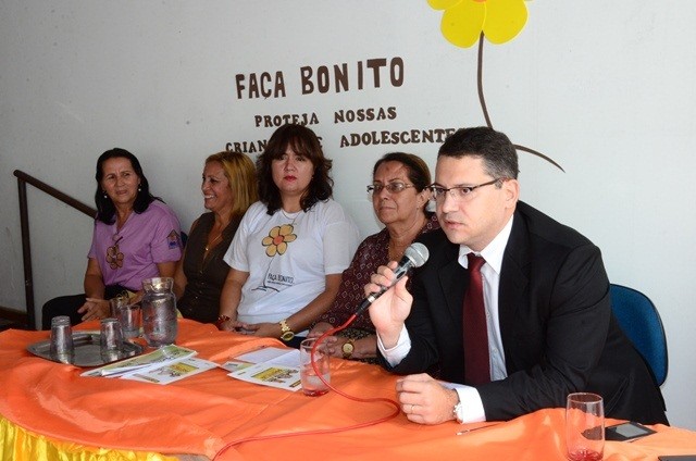 Juiz  Dr. Marcos Lêdo e a prefeita Tânia participaram do evento 