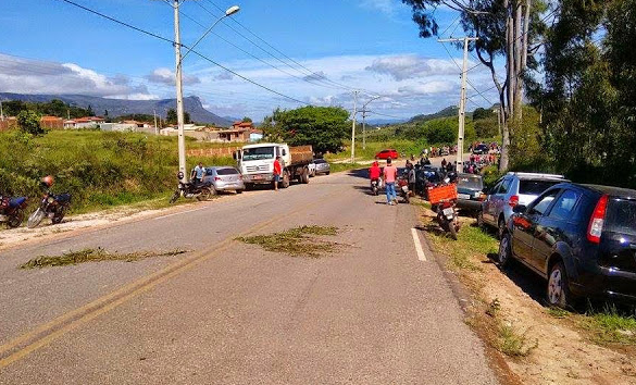 Acidente aconteceu no trecho de Ibicoara. Foto: Macaubense Life