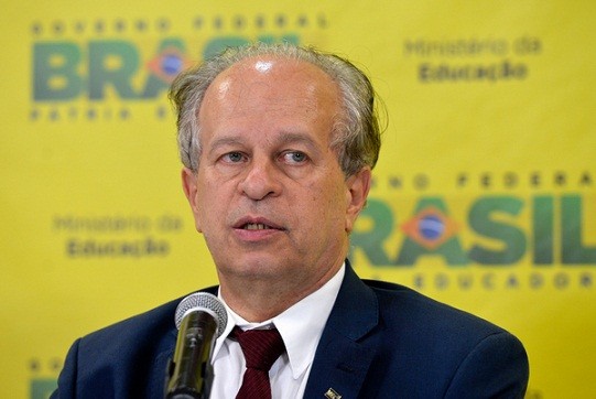 Ministro Renato Janine