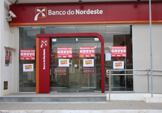 Banco do Nordeste fechado. Foto: Blog Marcos Frahm