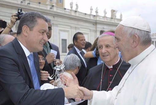 Rui Costa esteve no Vaticano. Foto: Secom