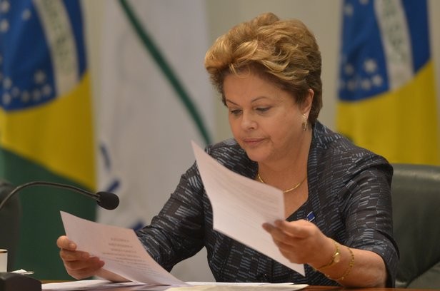 Decreto de Dilma corta gastos. Foto: Reprodução / EBC