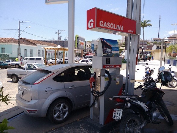 Gasolina é o produto que mais falta com à greve dos petroleiros 