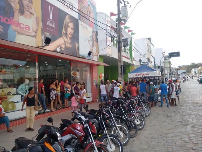 CDL montou stand para sorteio no comércio. Foto: Blog Marcos Frahm