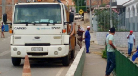 Caminhão-pipa foi apreendido pela PM. Foto: Site Mídia Bahia