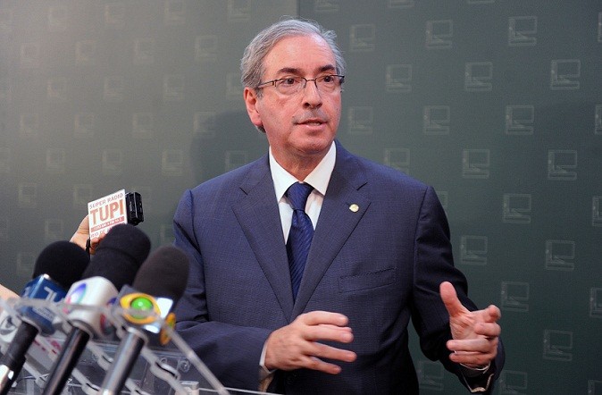 Cunha é acusado de mentir aos colegas