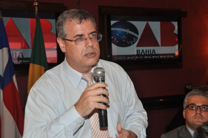 Luiz Viana, líder da OAB-Bahia. 