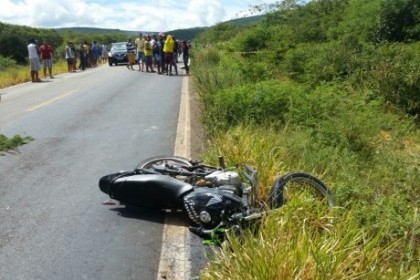 Condutor da motocicleta teria resistido ao grave acidente