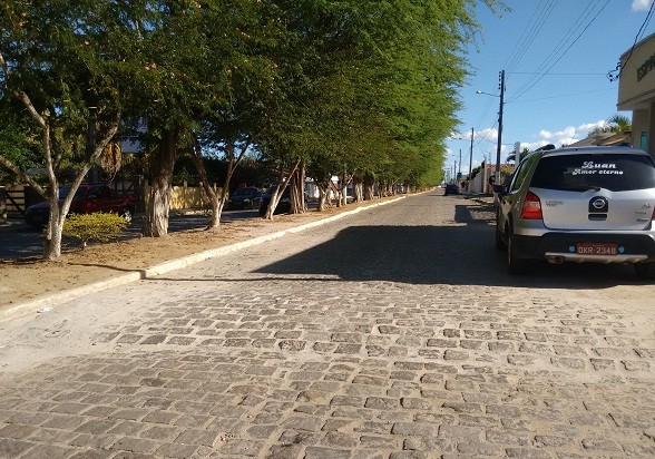 Redutor sem sinalização no bairro Muritiba. Foto: Blog Marcos Frahm