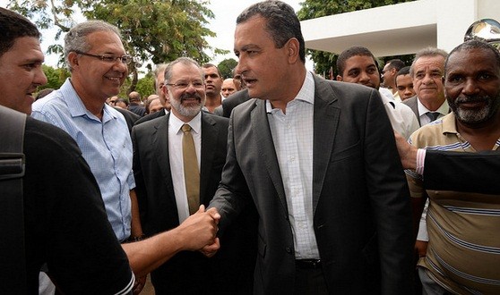 Governador prestigia ato de filiação do PSL.  Foto: Sandra Travassos