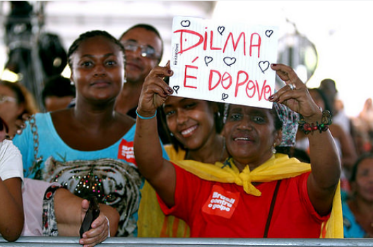 Beneficiários enaltecem Dilma Rousseff em Salvador