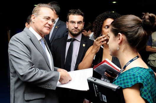 Presidente convoca reunião. Foto: Agência Senado