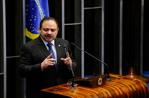 Decisão de Valdir incendeia o Congresso. Foto: Edilson Rodrogues 