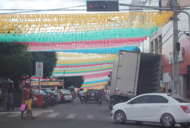 Rua Alves Pereira ornamentada. Foto: Blog Marcos Frahm