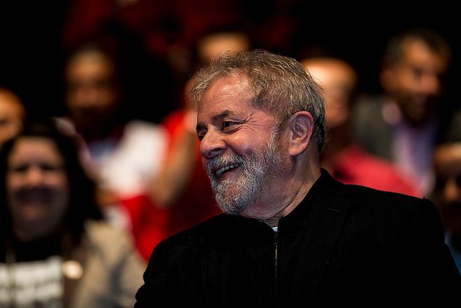 Luiz Inácio Lula lidera pesquisa. Foto: Agência Fotro