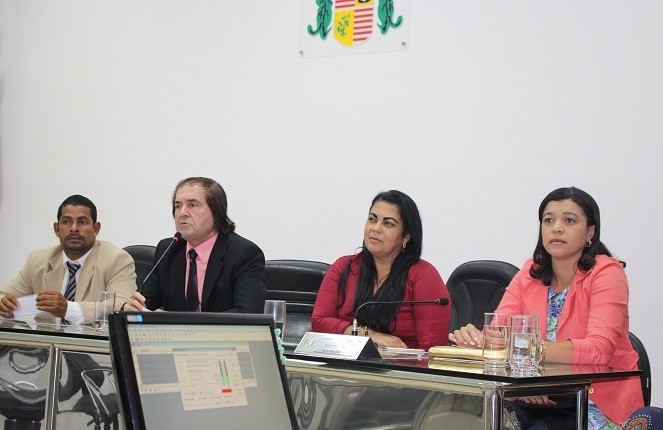 Vereador Élio Boa Sorte conduziu sessão. Foto: Blog Marcos Frahm