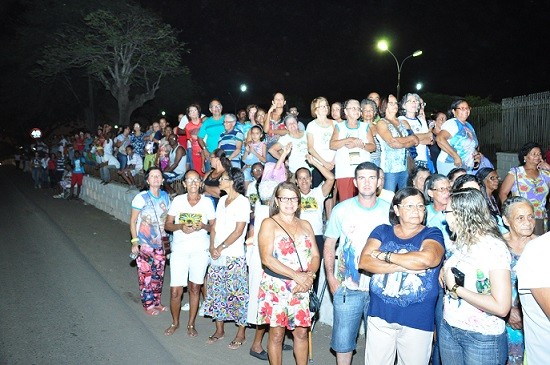 Fiéis fizeram calorosa recepção à imagem da Padroeira do Brasil