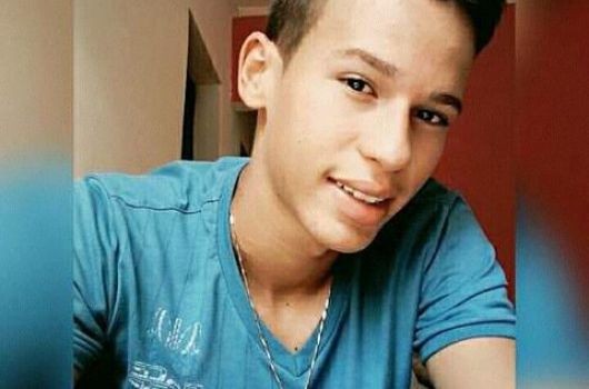 Felipe Gama, de 15 anos, morreu em assalto. Foto: Facebook 