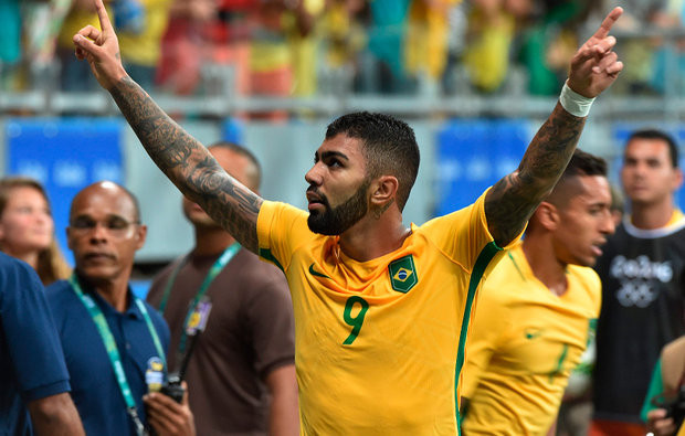Gabilgol marca duas vezes e Brasil vence. Foto: AFP