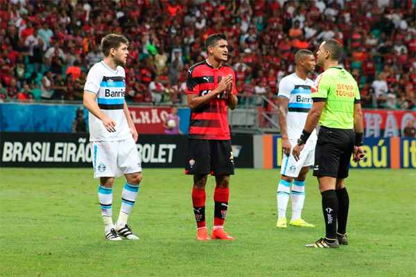 Leão perdeu em casa para o Grêmio. Foto: Francisco Galvão/EC Vitória