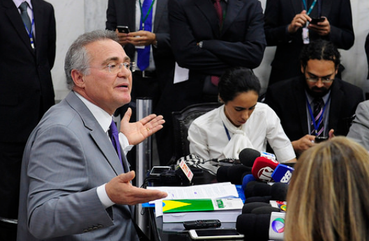 Renan Calheiros em coletiva. Foto: Agência Senado