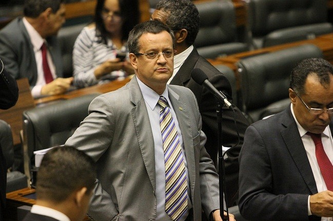 Beto Albuquerque critica ministros de Temer. Foto: Sérgio Francês