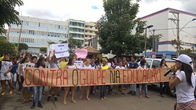 Manifestantes tomaram as ruas. Foto: Jequié Repórter
