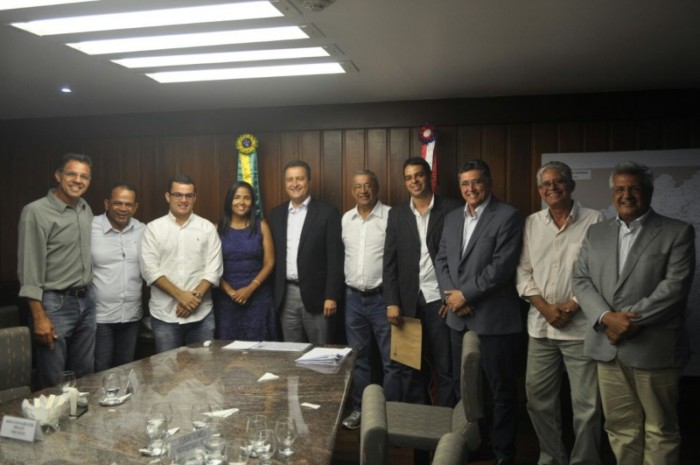 Governador se reúne com prefeitos. Foto: Divulgação