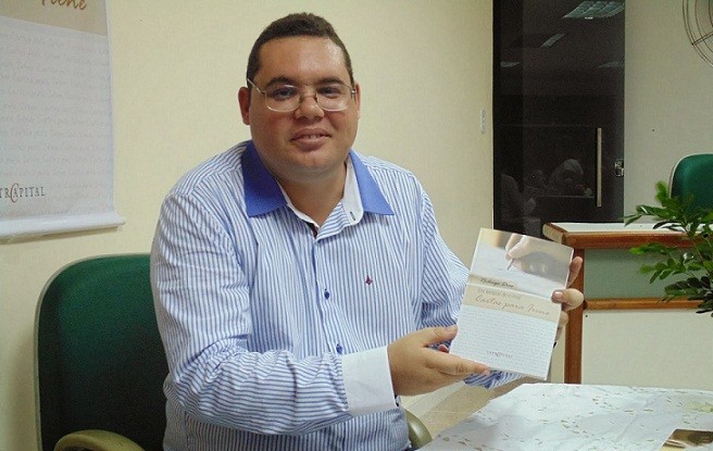 escritor Rodrigo Dias