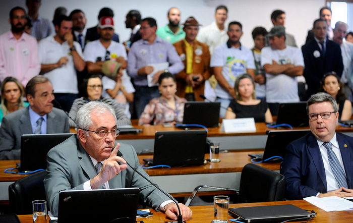 Otto defende a vaquejada. Foto: Marcos Oliveira/AgÃªncia Senado