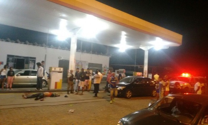 Suspeito caiu em posto de gasolina. Foto: Leitor BMF / WhatsApp