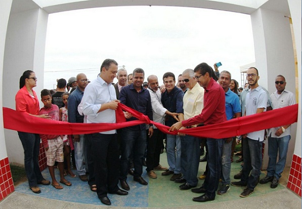 Governador durante inauguração em Bonito. Foto: Manu Dias
