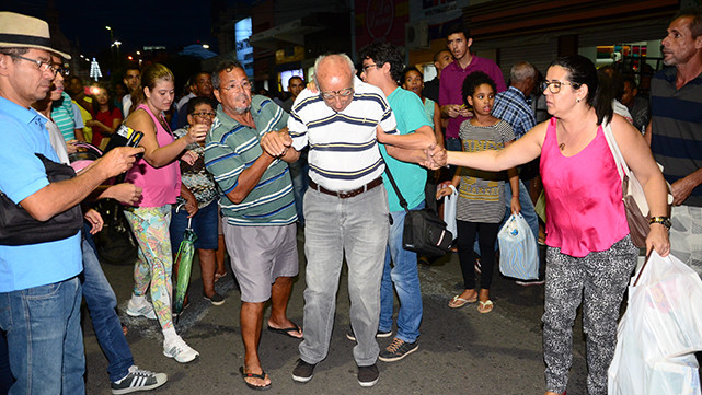 Ex-vereador Evandro Lopes atingido. Foto: Zenilton Meira