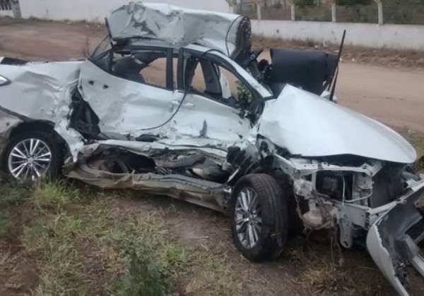 Carro de Altino Júnior após o acidente | Foto: Filadélfia em Notícias