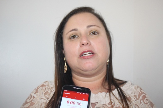 Lorena lamenta situação de Itiruçu. Foto: Blog Marcos Frahm