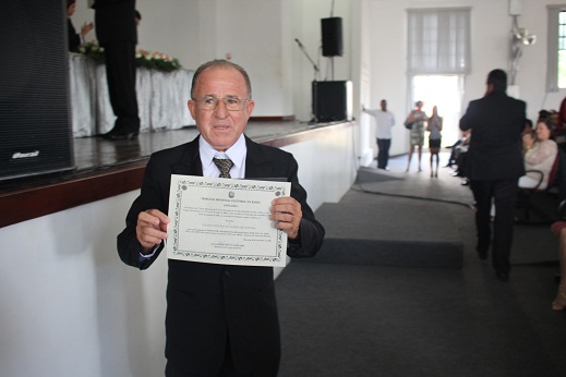 Uilson Venâncio Gomes de Novaes, Soya, é diplomado